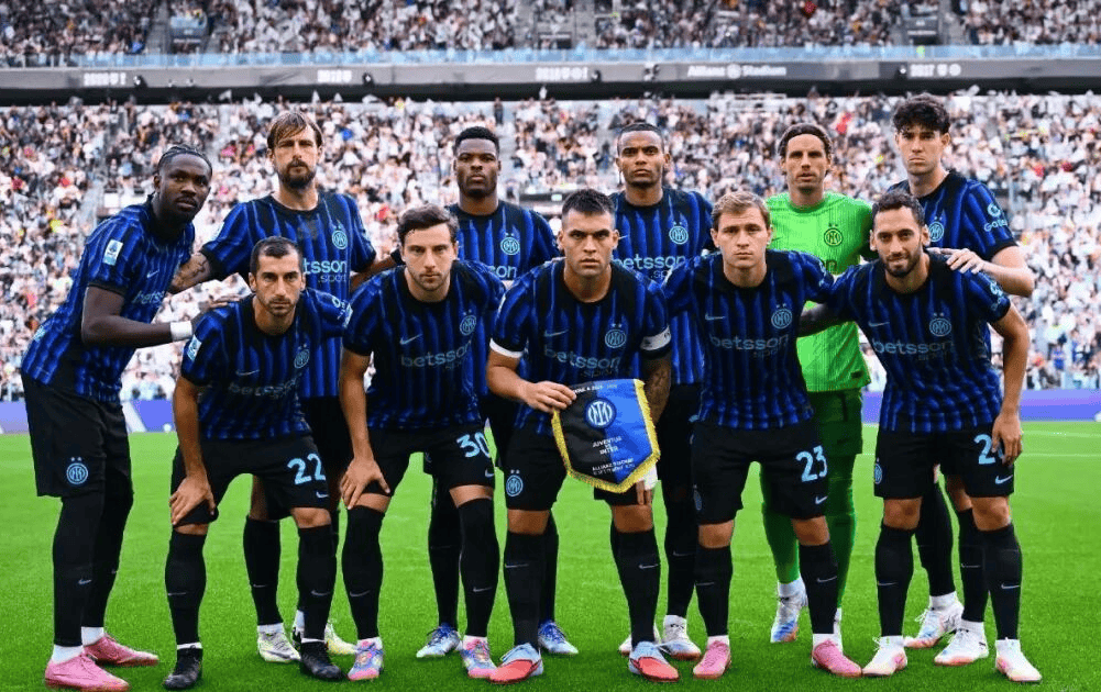 骑士再次轰出38分，单节净胜14分，12分领先进入第四节（骑士再砍38分，单节净胜14分，带着12分优势迈入末节）