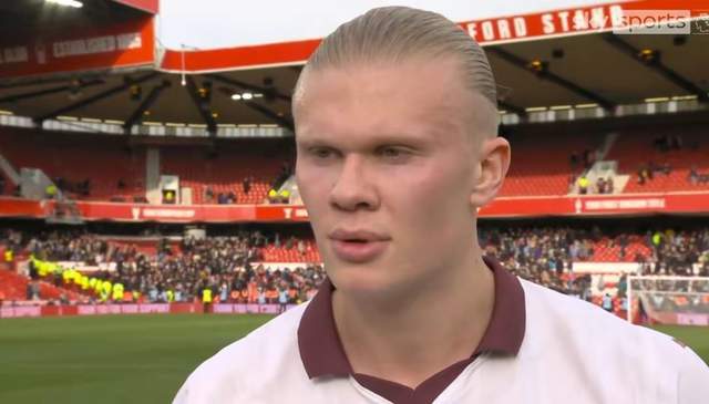 记者：张琳芃大概率还要再坚守一年，发挥老队员传帮带