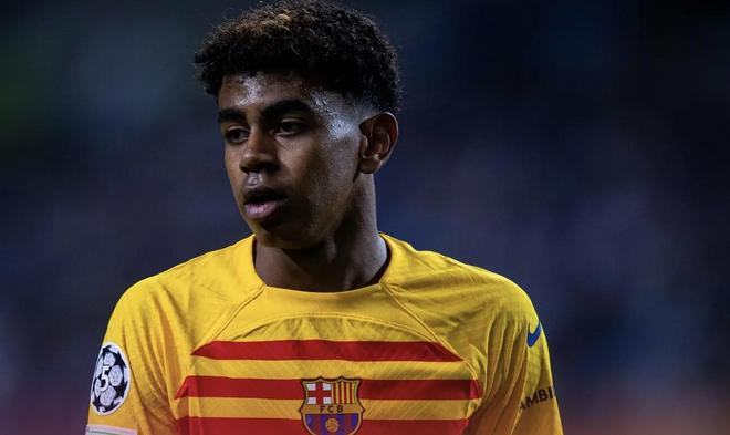 曼晚：利用大数据推算，最适合曼城右后卫位置的人选是埃纳