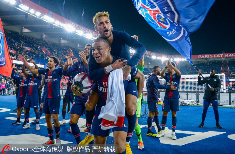 名记：勇士不改变仅靠库里强撑难持续太久，他已经非常疲惫（名记：勇士若不调整，库里独自硬扛难以为继，他已疲惫不堪）