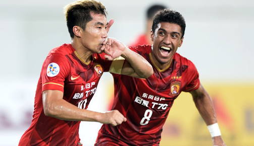 大谷翔平与洛杉矶道奇签下 10 年 7 亿美元天价合约，刷新全球体育纪录